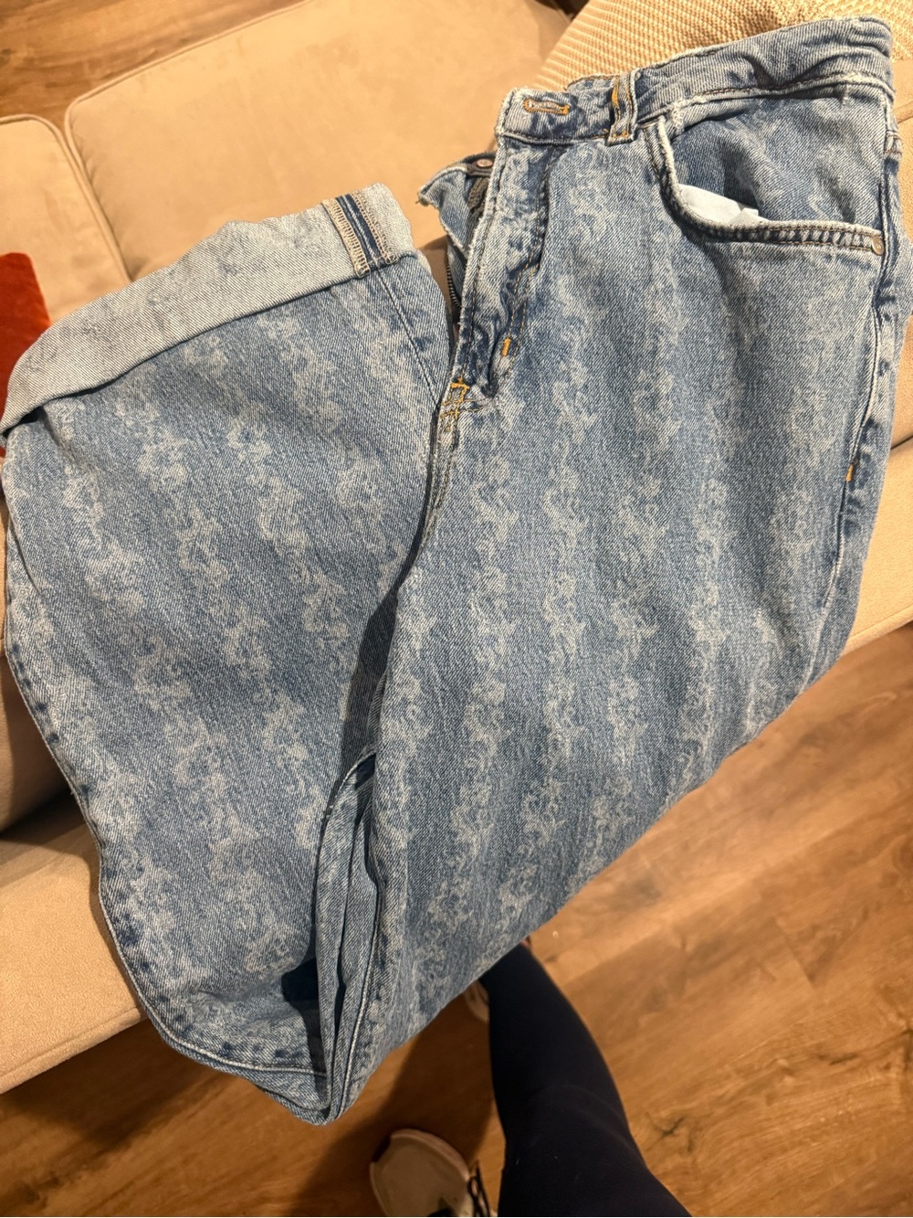 The Austyn High-Rise Cuffed Wide-Leg Jeans by Pilcro: Printed Edition - Picture 4 of 5